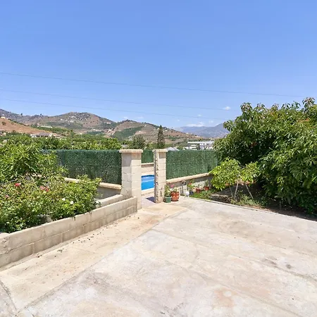 Angeles Holiday home *